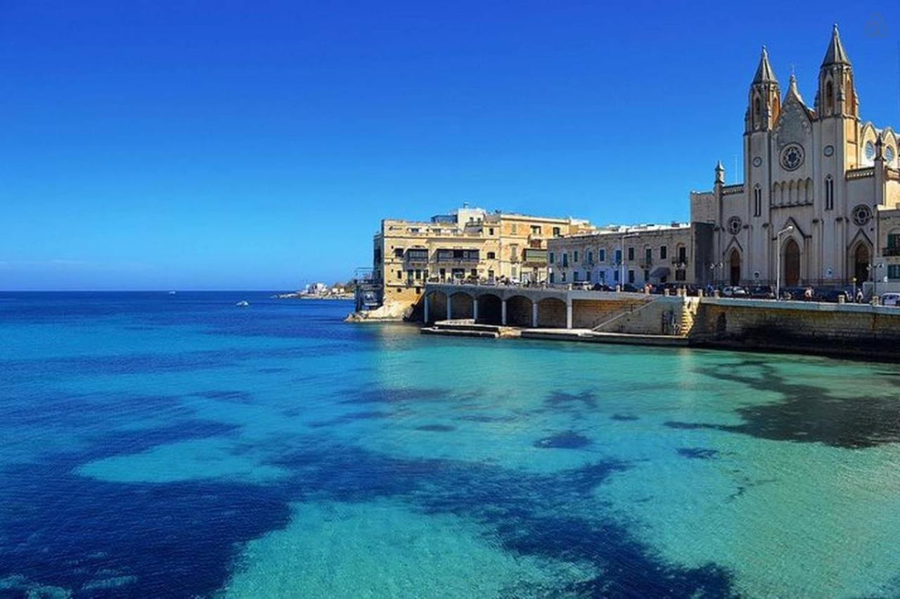 Deluxe Apartment With Valletta And Harbour Views Sliema Eksteriør billede