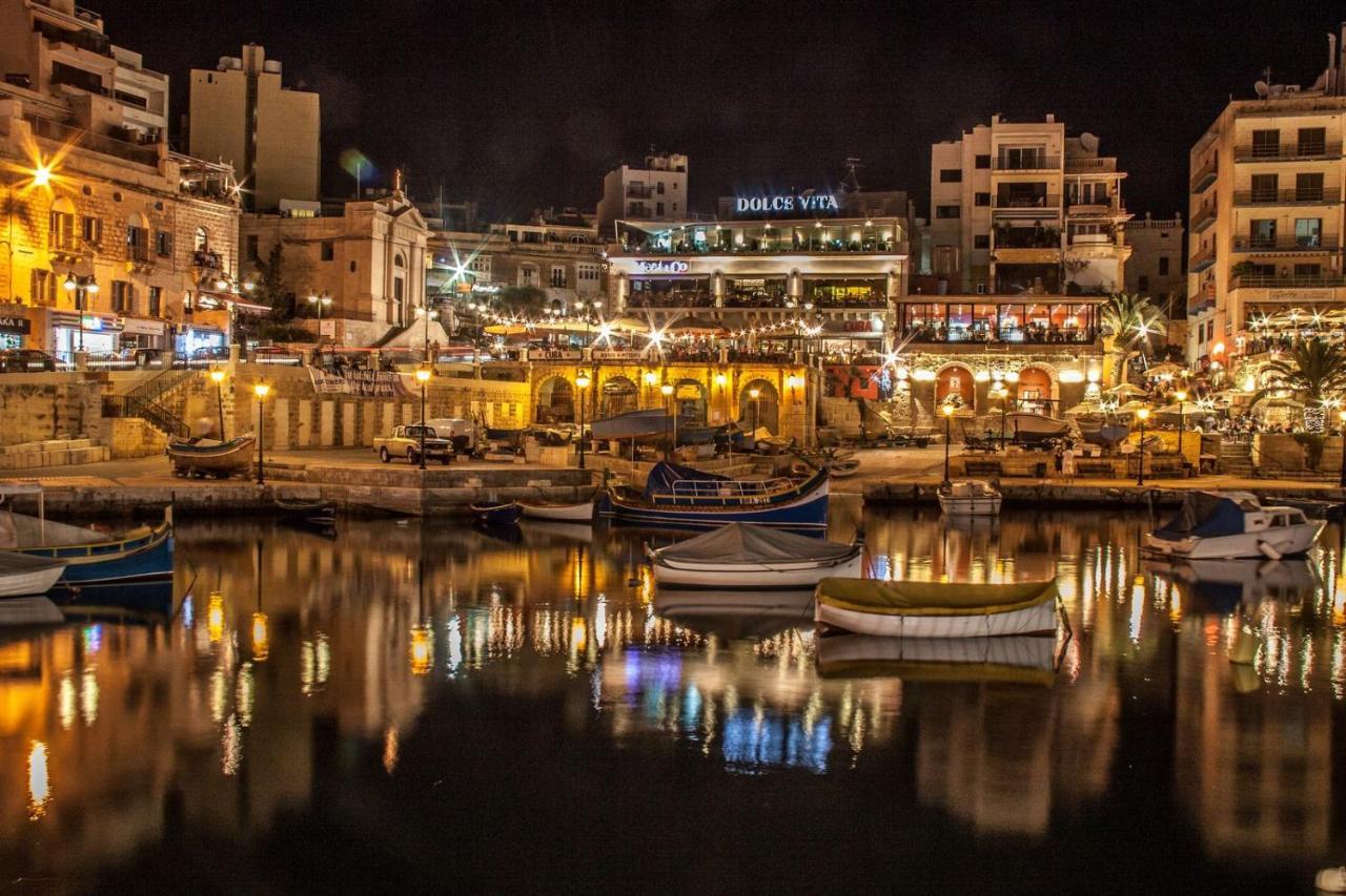 Deluxe Apartment With Valletta And Harbour Views Sliema Eksteriør billede