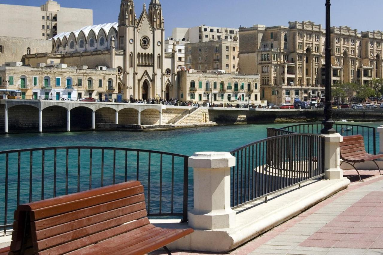 Deluxe Apartment With Valletta And Harbour Views Sliema Eksteriør billede
