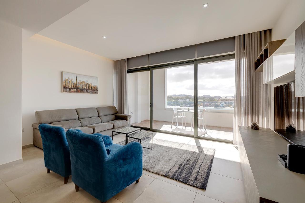 Deluxe Apartment With Valletta And Harbour Views Sliema Eksteriør billede