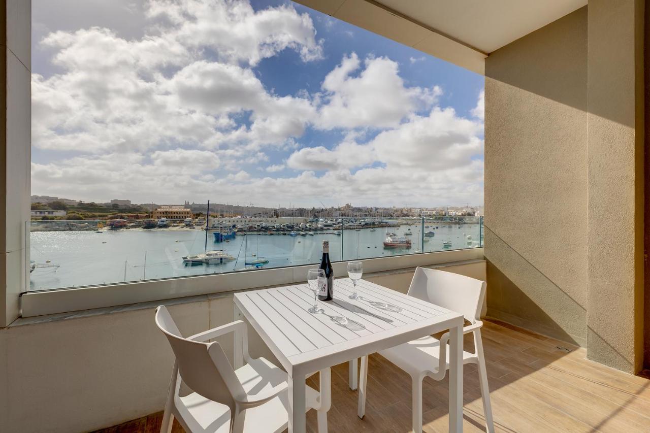 Deluxe Apartment With Valletta And Harbour Views Sliema Eksteriør billede